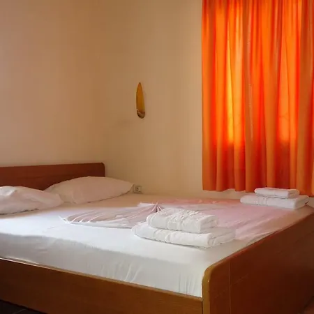 Lions Guest house *