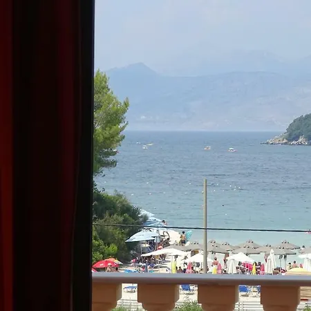 Lions Guest house *