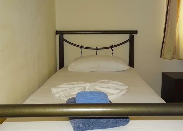 Pensión Lions Ksamil