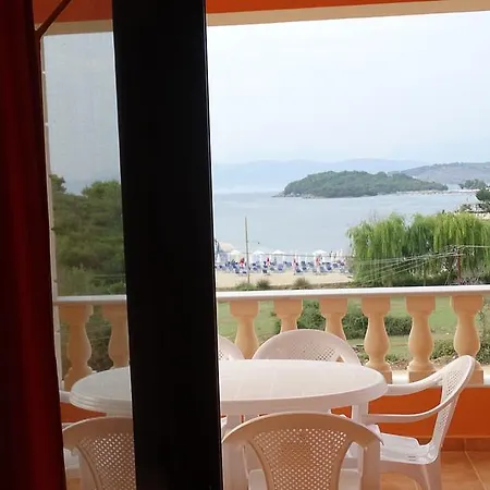 Lions Guest house Ksamil