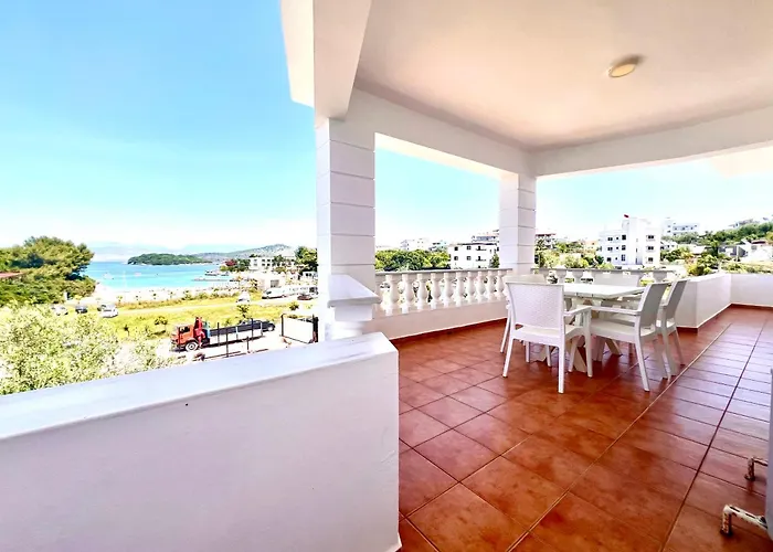 Lions بيت ضيافة كساميل